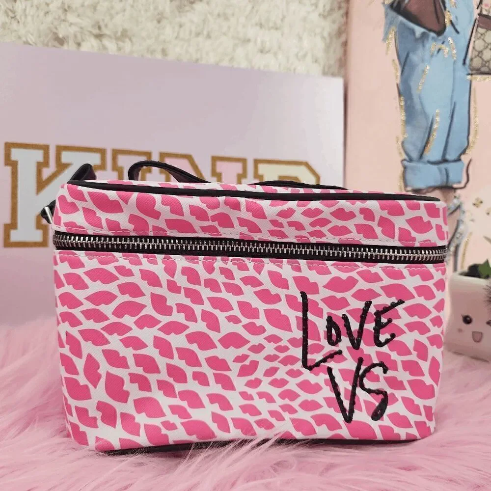 ❤️ Victoria's Secret Train Case – Lips Print Vintage Glamour! ❤️